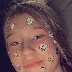 Meet your Posher, Mara